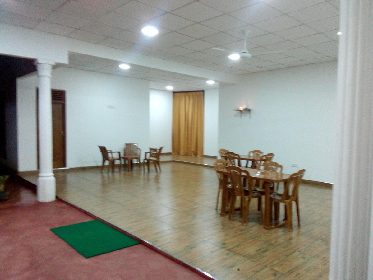 Siyapath Holiday Resort Полоннарува Экстерьер фото